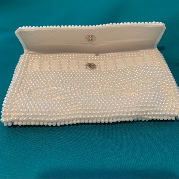 Vintage Emson beaded purse in mint condition. - Picture 2 of 4